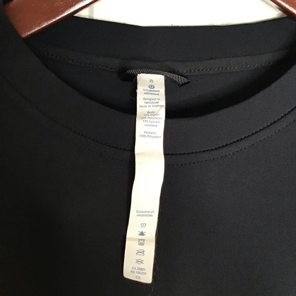 Lululemon Black Nylon Blend Crewneck Shirt Size 8.